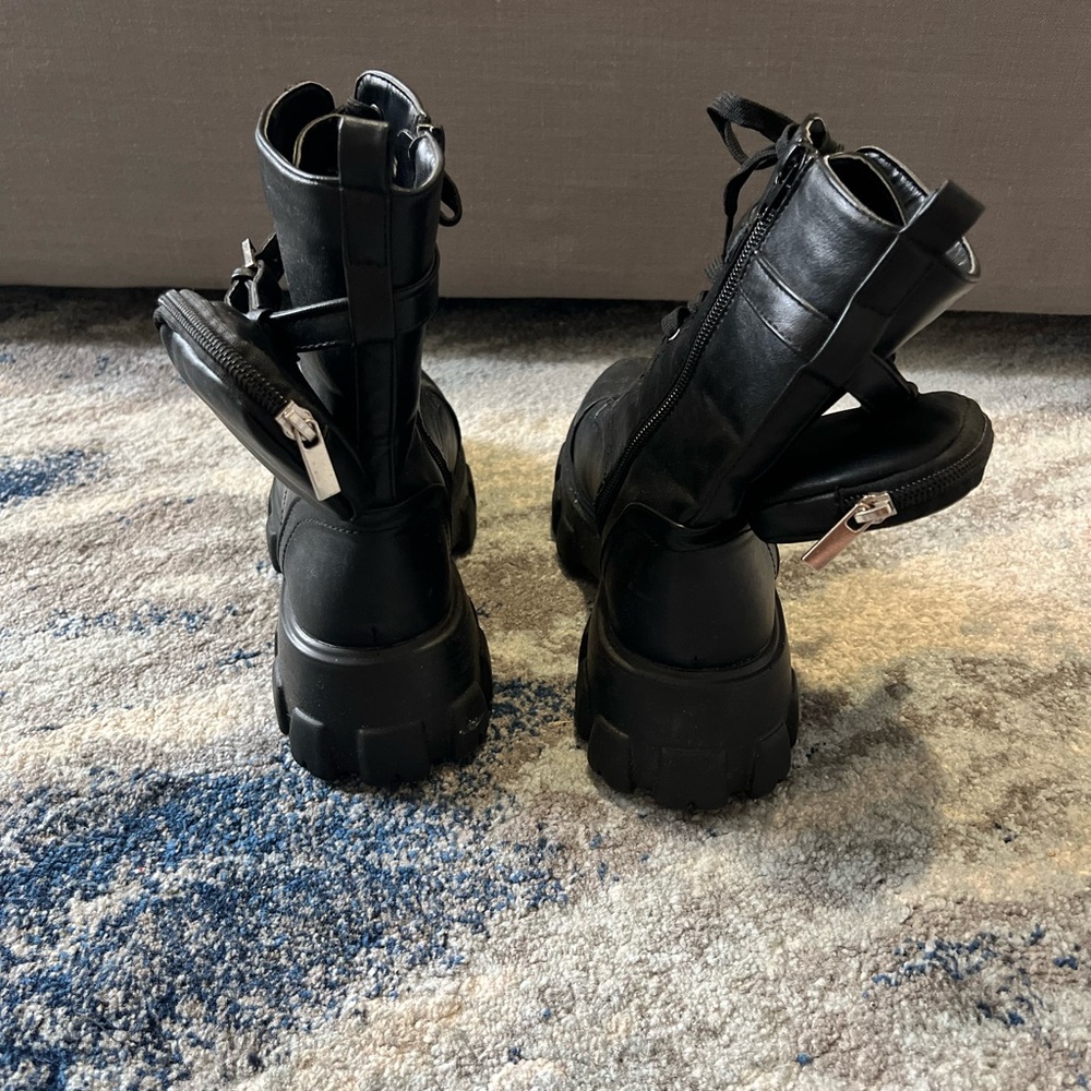 Black combat boots - Picture 5 of 6